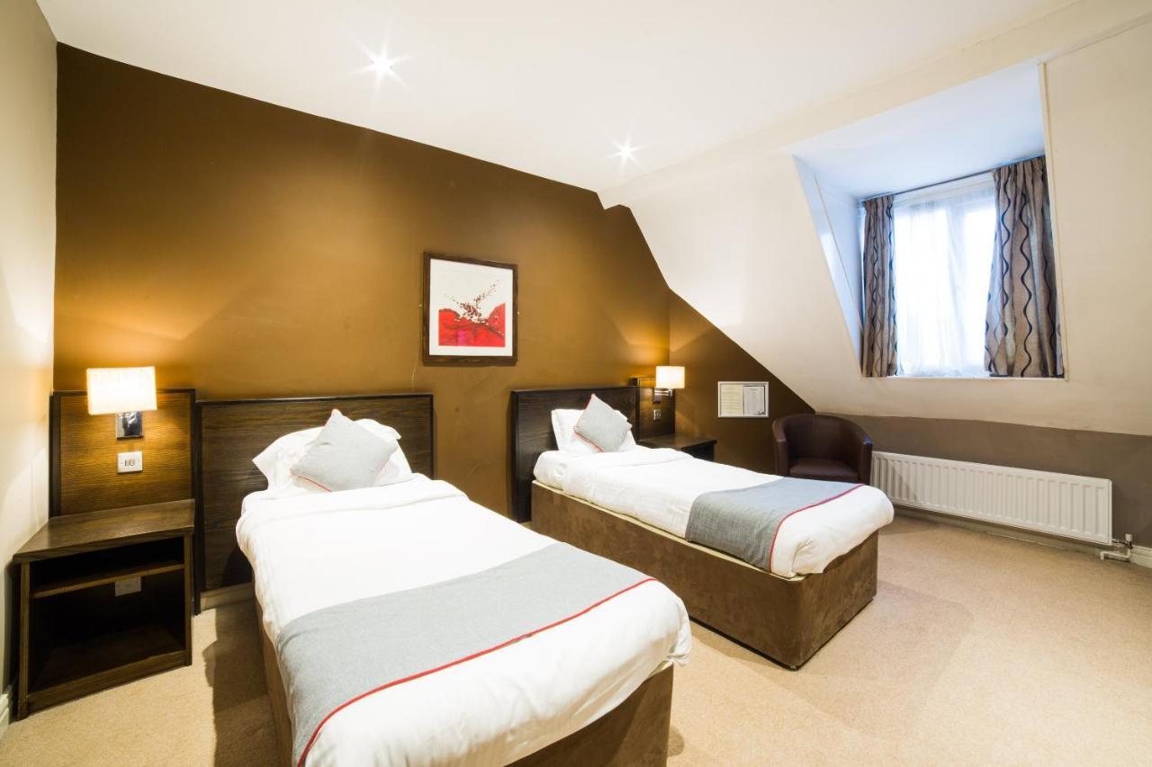 Oyo Hotel Majestic Barrow-in-Furness Exterior photo