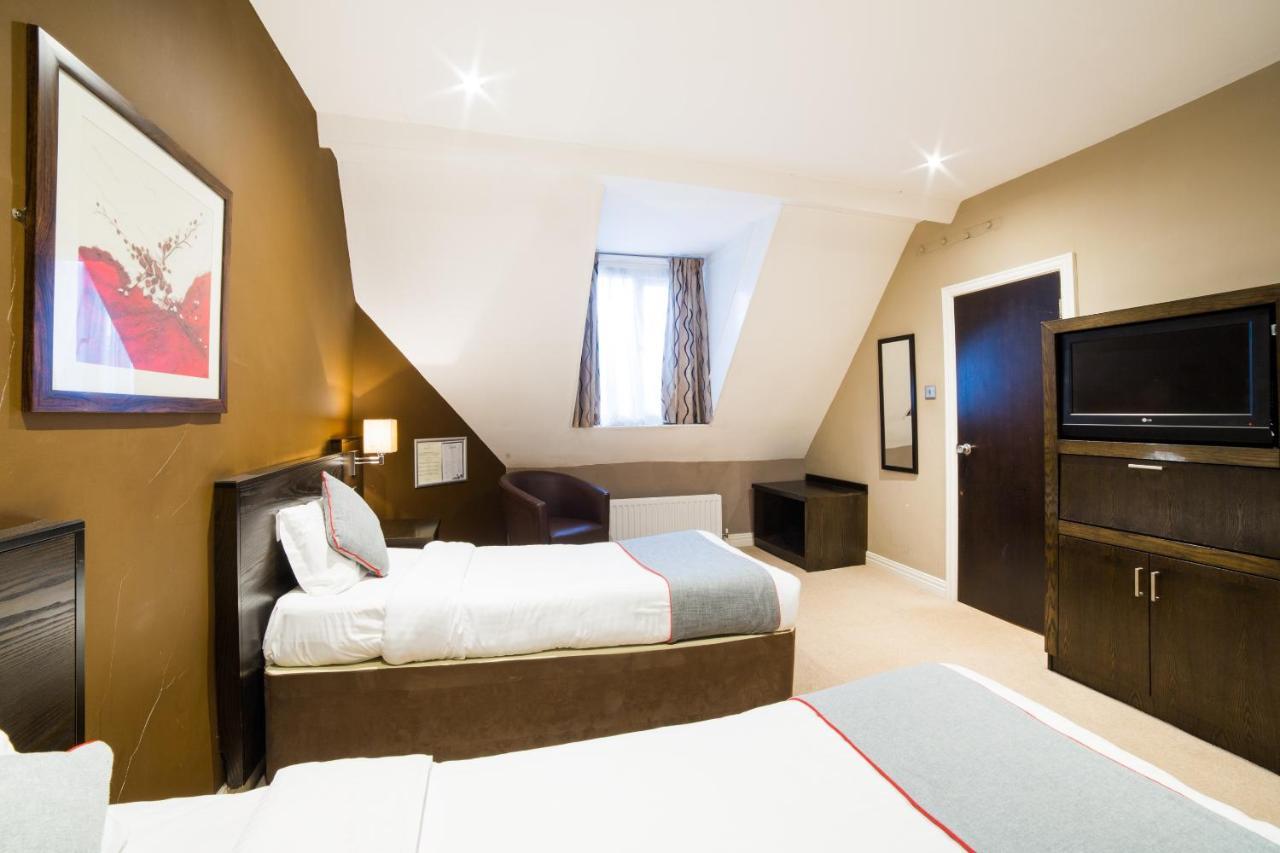 Oyo Hotel Majestic Barrow-in-Furness Exterior photo