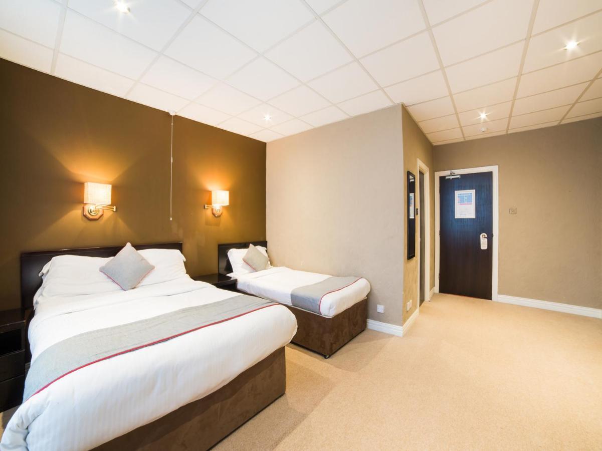 Oyo Hotel Majestic Barrow-in-Furness Exterior photo